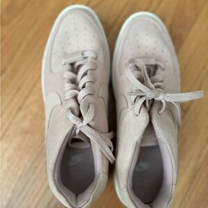 Nike Air Force 1 Sage Low sz 9